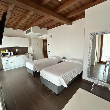 Bes Residence Bergamo Polaresco Eksteriør bilde
