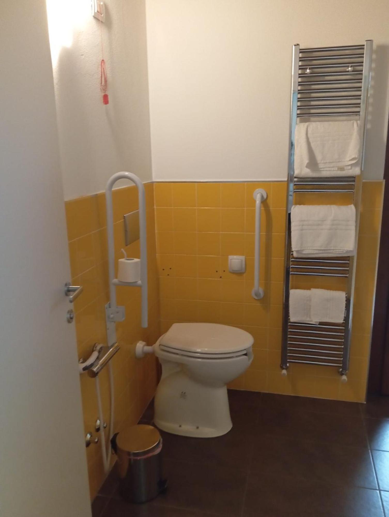 Bes Residence Bergamo Polaresco Eksteriør bilde