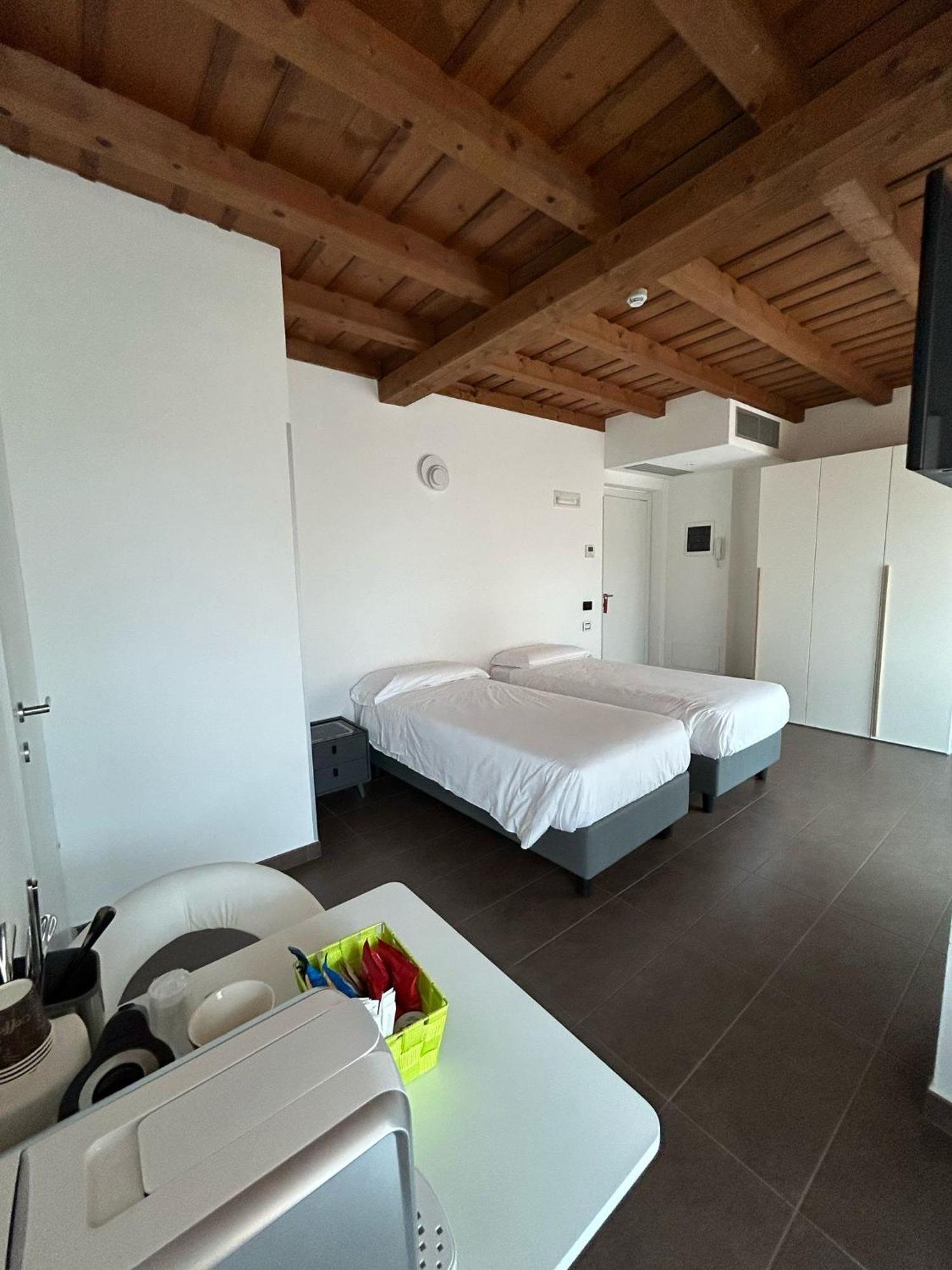 Bes Residence Bergamo Polaresco Eksteriør bilde